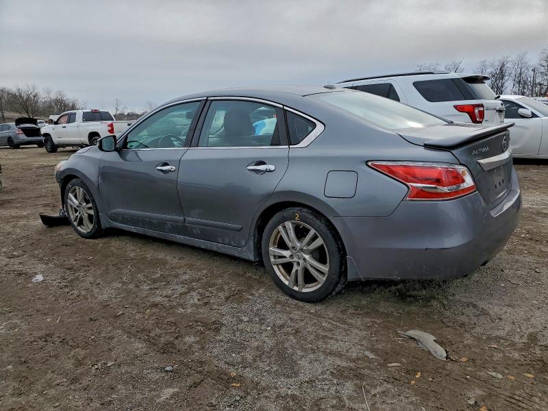 Photo 2 from auction – 2015 NISSAN ALTIMA 3.5 with VIN 1N4BL3AP2FC193567