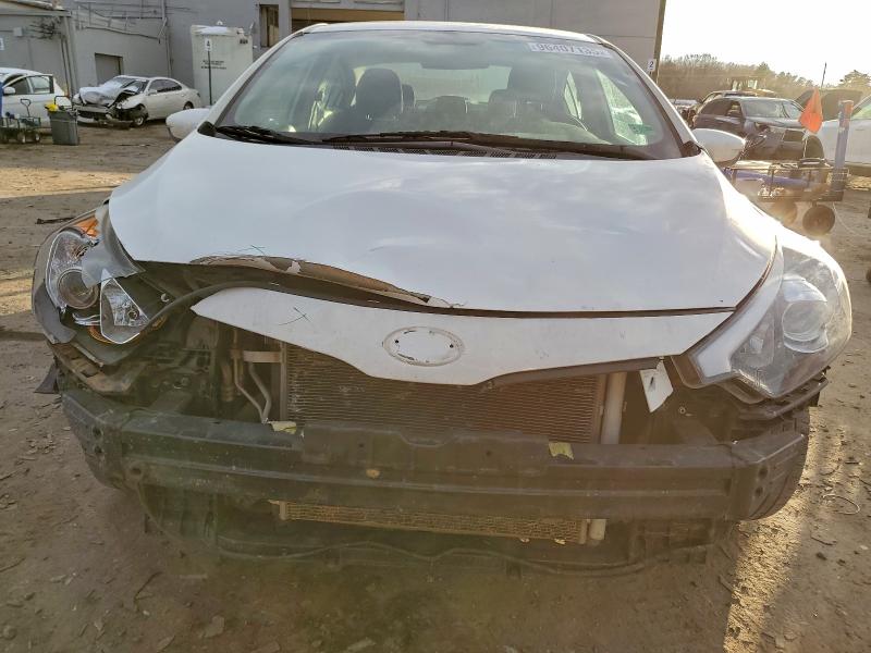 Photo 5 from auction – 2016 KIA FORTE LX with VIN KNAFK4A68G5619454