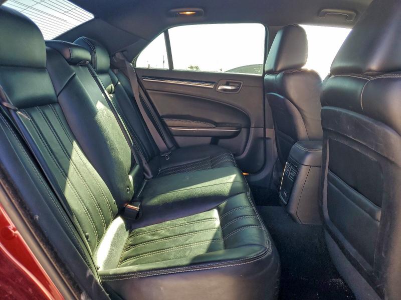 Photo 10 from auction – 2019 CHRYSLER 300 S with VIN 2C3CCAGG2KH659231