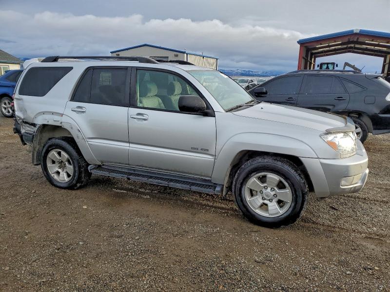 Photo 4 from auction – 2005 TOYOTA 4RUNNER SR with VIN JTEBU14R158045318