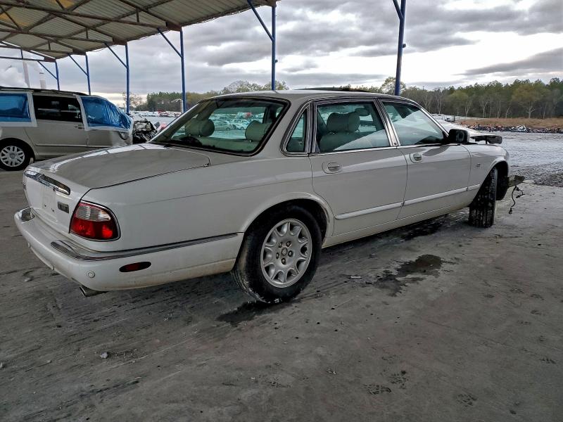 Photo 3 from auction – 2001 JAGUAR XJ8 with VIN SAJDA14C21LF33609