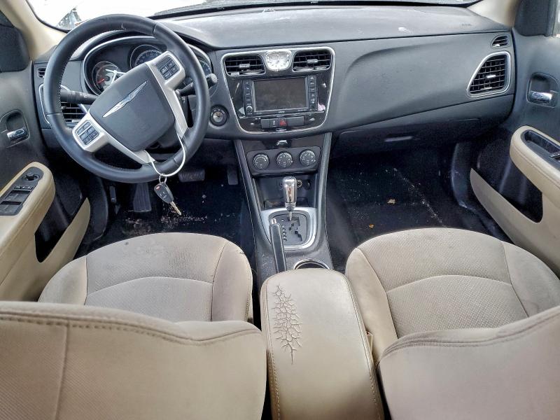 Photo 8 from auction – 2014 CHRYSLER 200 with VIN 1C3CCBBB7EN191302