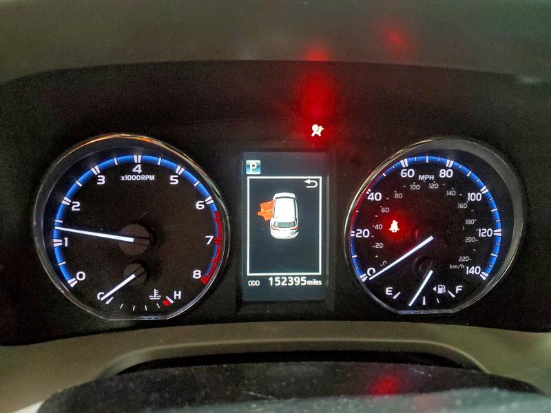 Photo 9 from auction – 2016 TOYOTA RAV4 XLE with VIN 2T3RFREV6GW481943