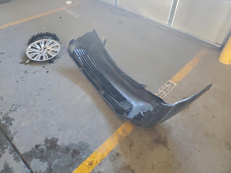 Photo 12 from auction – 2014 TOYOTA CAMRY L with VIN 4T1BF1FK4EU303011