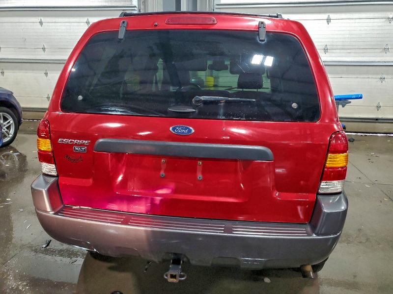 Photo 6 from auction – 2003 FORD ESCAPE XLT with VIN 1FMCU93103KA80429
