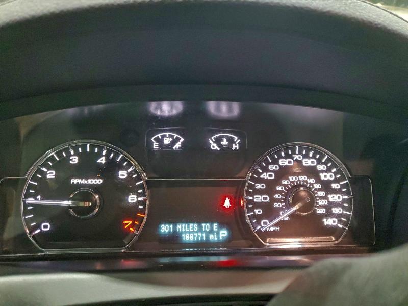 Photo 9 from auction – 2009 LINCOLN MKS with VIN 1LNHM94R89G609518