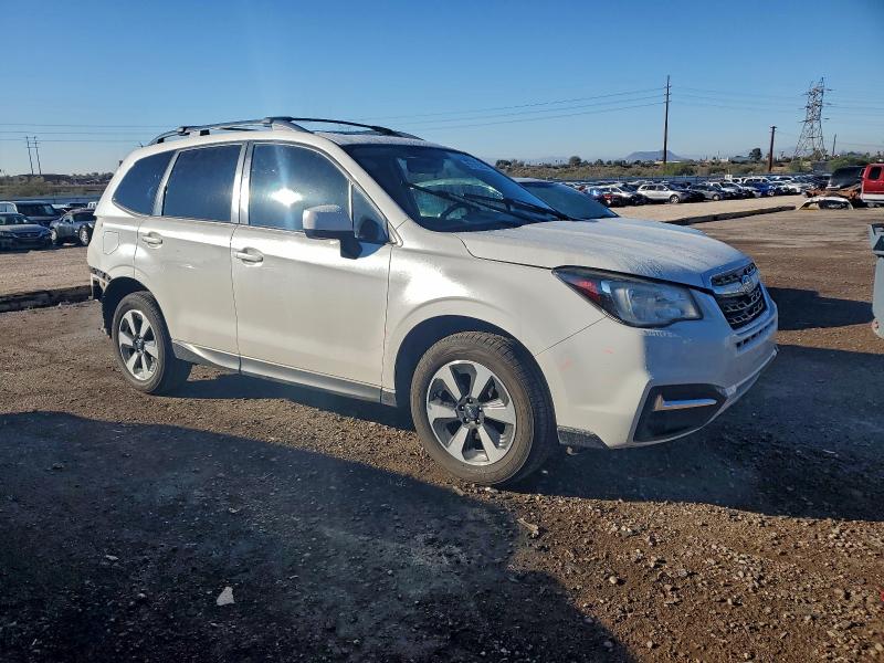 Photo 4 from auction – 2017 SUBARU FORESTER 2 with VIN JF2SJAEC2HH415687