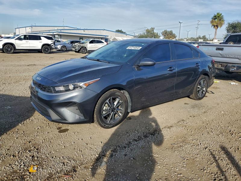 KIA FORTE 2023 with VIN 3KPF24AD8PE568625 - Photo from auction