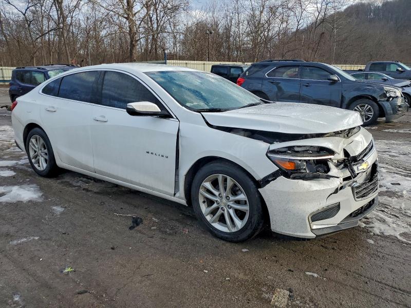 Photo 4 from auction – 2016 CHEVROLET MALIBU with VIN 1G1ZE5STXGF335005