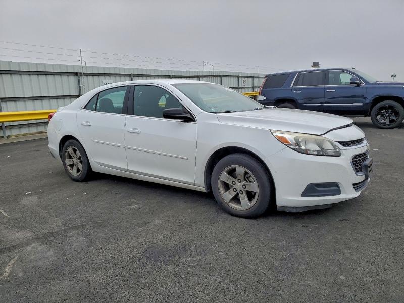 Photo 4 from auction – 2015 CHEVROLET MALIBU LS with VIN 1G11B5SL3FF345847