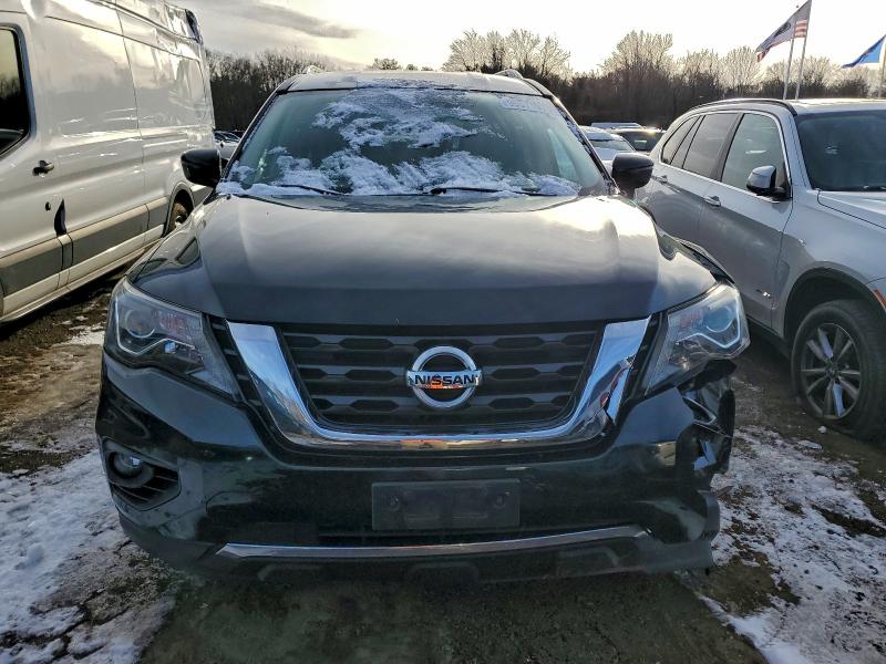 Photo 5 from auction – 2017 NISSAN PATHFINDER with VIN 5N1DR2MMXHC695299