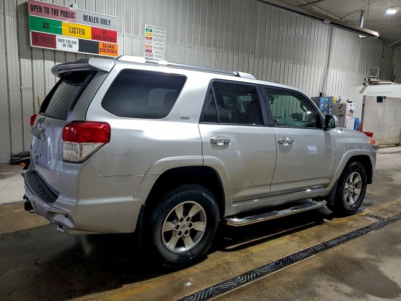 Photo 3 from auction – 2011 TOYOTA 4RUNNER SR with VIN JTEBU5JR6B5051527