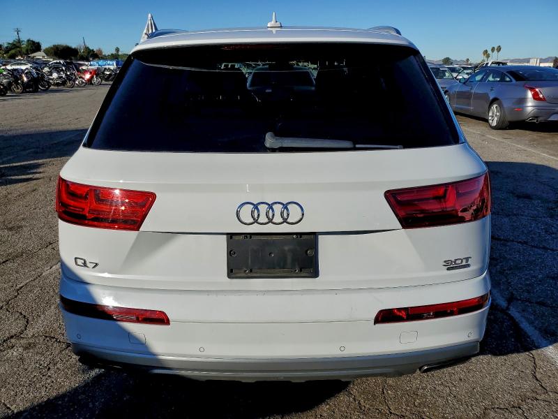 Photo 6 from auction – 2017 AUDI Q7 PREMIUM with VIN WA1LAAF72HD022147