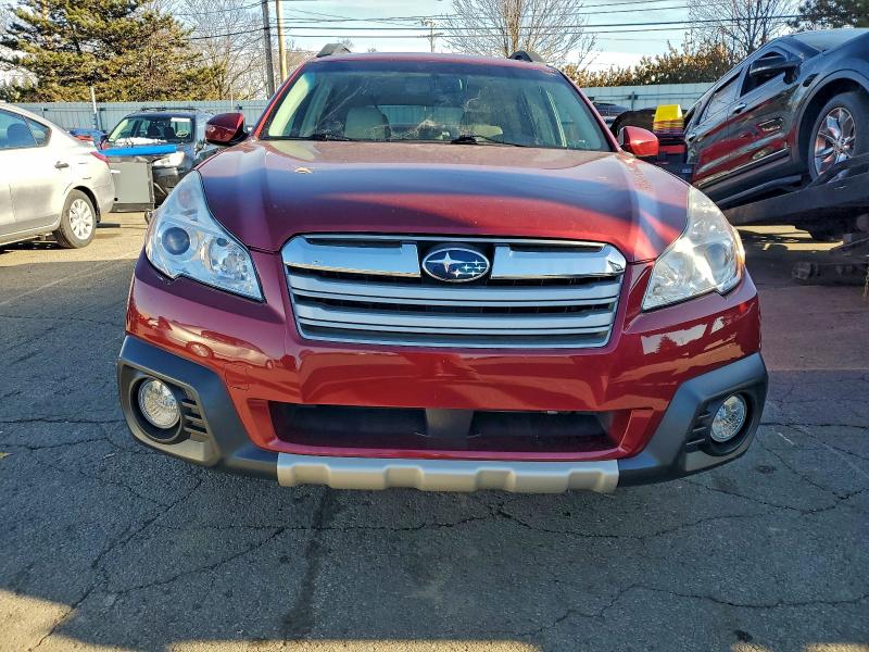 Photo 5 from auction – 2013 SUBARU OUTBACK 3. with VIN 4S4BRDLC3D2311553