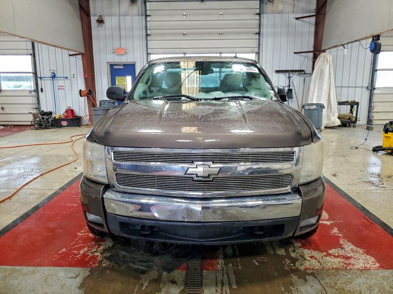 Photo 5 from auction – 2007 CHEVROLET SILVERADO with VIN 2GCEK19J271582196