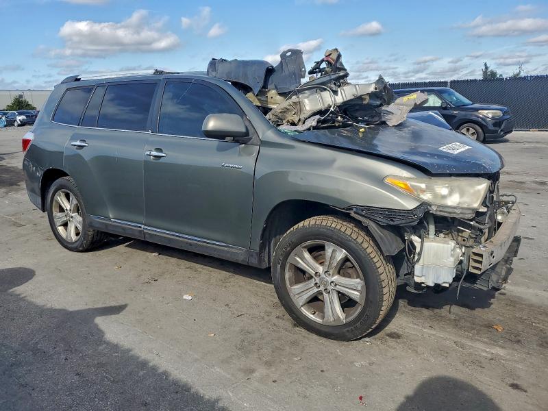 Photo 4 from auction – 2012 TOYOTA HIGHLANDER with VIN 5TDDK3EH7CS110816