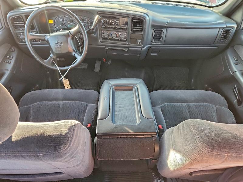 Photo 8 from auction – 2002 CHEVROLET SILVERADO with VIN 2GCEC19V921260857