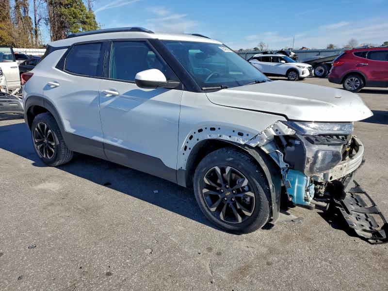 Photo 4 from auction – 2023 CHEVROLET TRAILBLAZE with VIN KL79MPS24PB012957