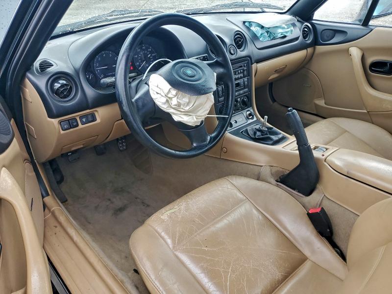 Photo 8 from auction – 1999 MAZDA MX-5 MIATA with VIN JM1NB3534X0125260