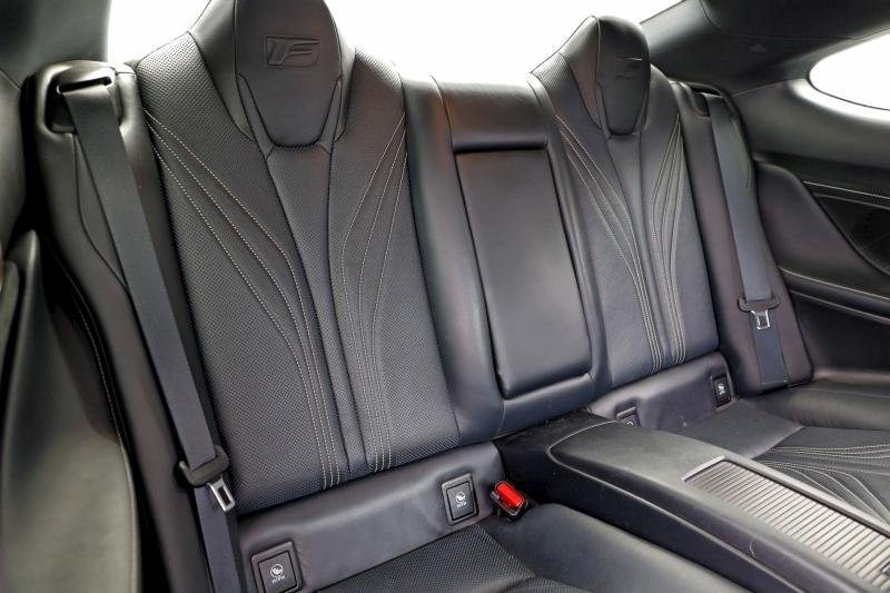 Photo 6 from auction – 2015 LEXUS RC-F with VIN JTHHP5BC5F5004588