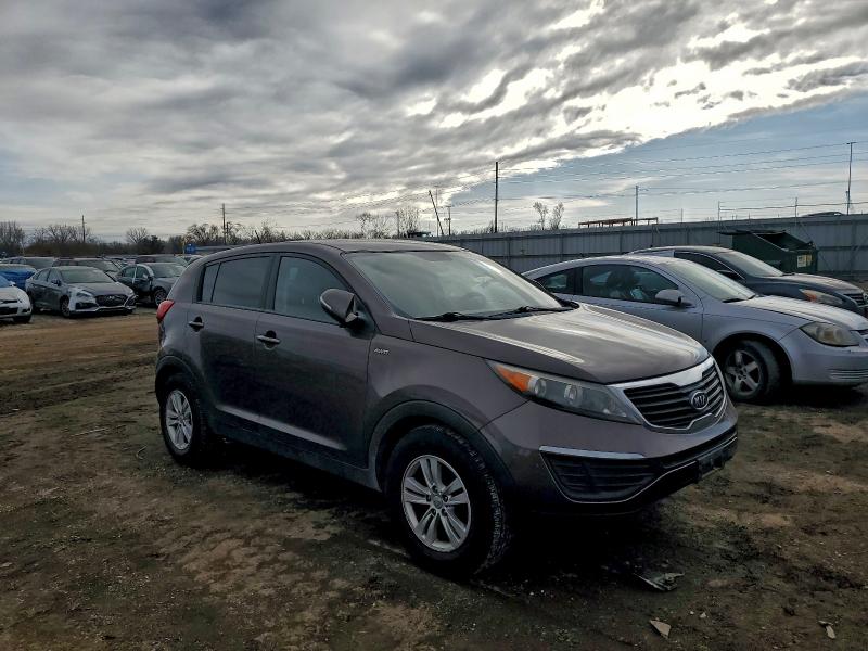 Photo 4 from auction – 2011 KIA SPORTAGE L with VIN KNDPBCA25B7083686
