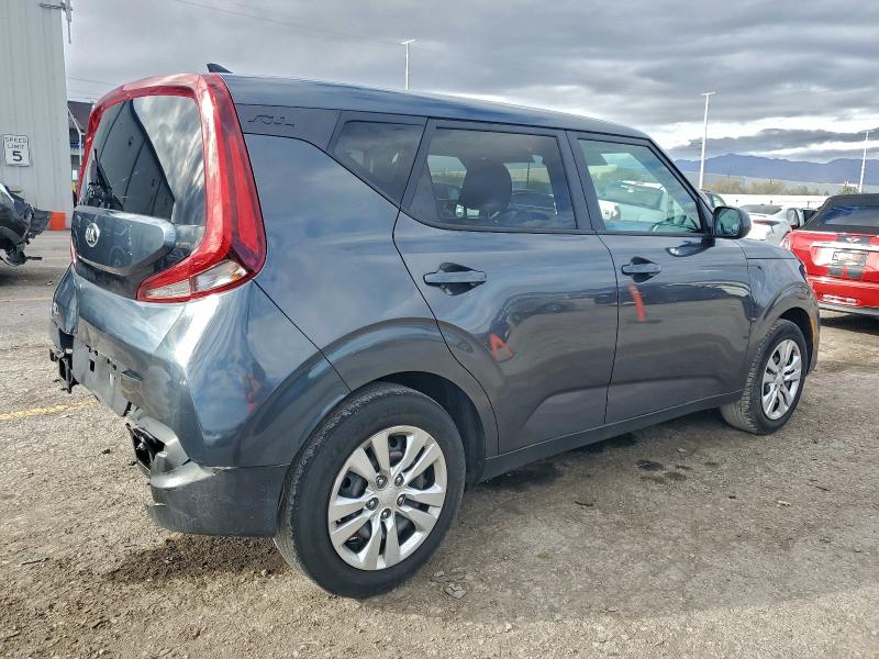 Photo 3 from auction – 2020 KIA SOUL LX with VIN KNDJ23AUXL7093087