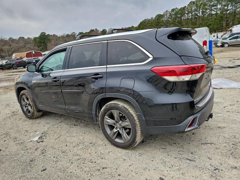 Photo 2 from auction – 2019 TOYOTA HIGHLANDER with VIN 5TDDGRFH7KS060582
