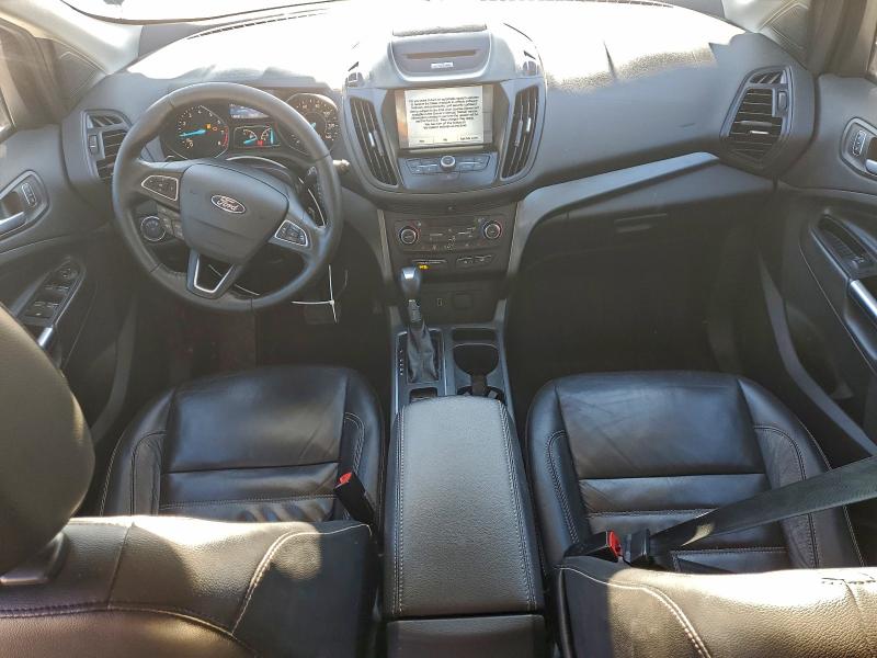 Photo 8 from auction – 2017 FORD ESCAPE SE with VIN 1FMCU9GD5HUF00623