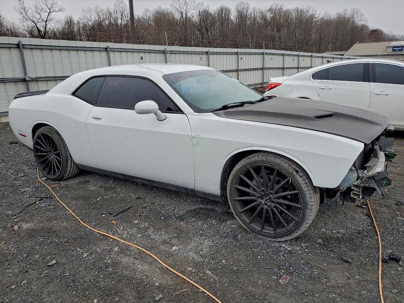 Photo 4 from auction – 2015 DODGE CHALLENGER with VIN 2C3CDZAG4FH718810