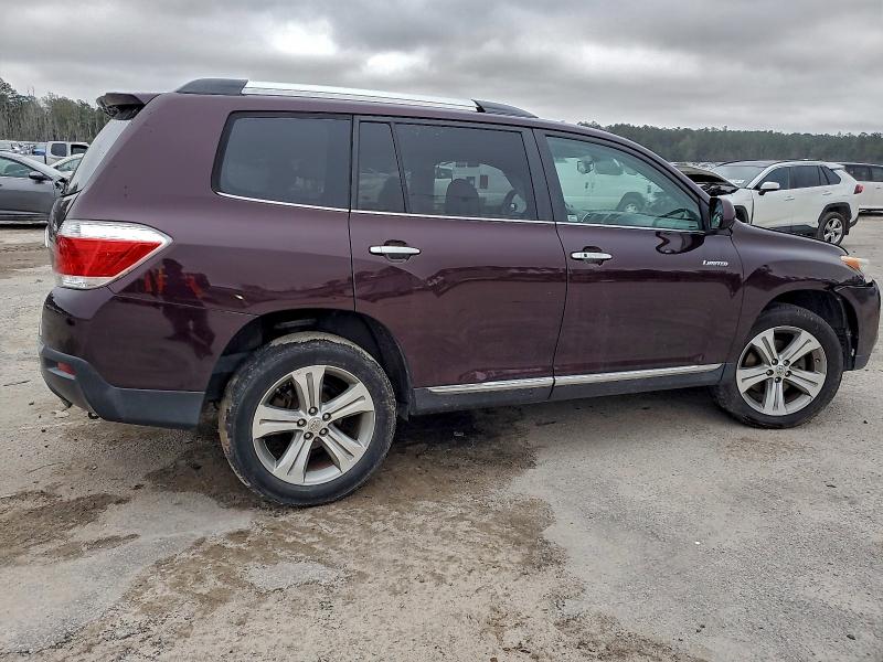 Photo 3 from auction – 2012 TOYOTA HIGHLANDER with VIN 5TDYK3EHXCS069583