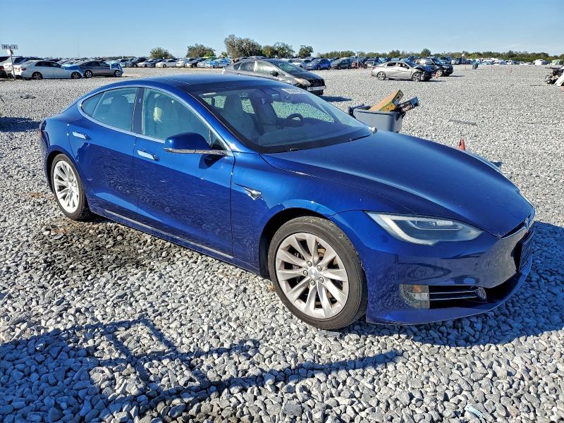Photo 4 from auction – 2018 TESLA MODEL S with VIN 5YJSA1E22JF260280