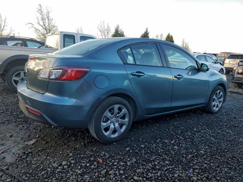 Photo 3 from auction – 2010 MAZDA 3 I with VIN JM1BL1SG6A1141487