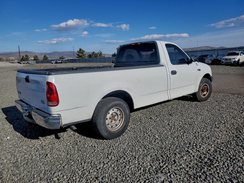 Photo 3 from auction – 2002 FORD F150 with VIN 1FTRF17272NC05727