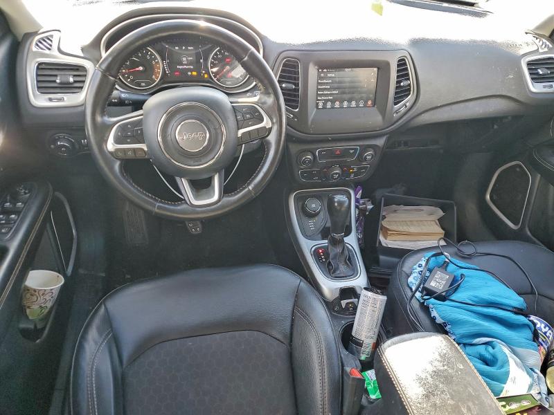 Фото 8 с аукциона – 2019 JEEP COMPASS LA с VIN 3C4NJDBB9KT690295