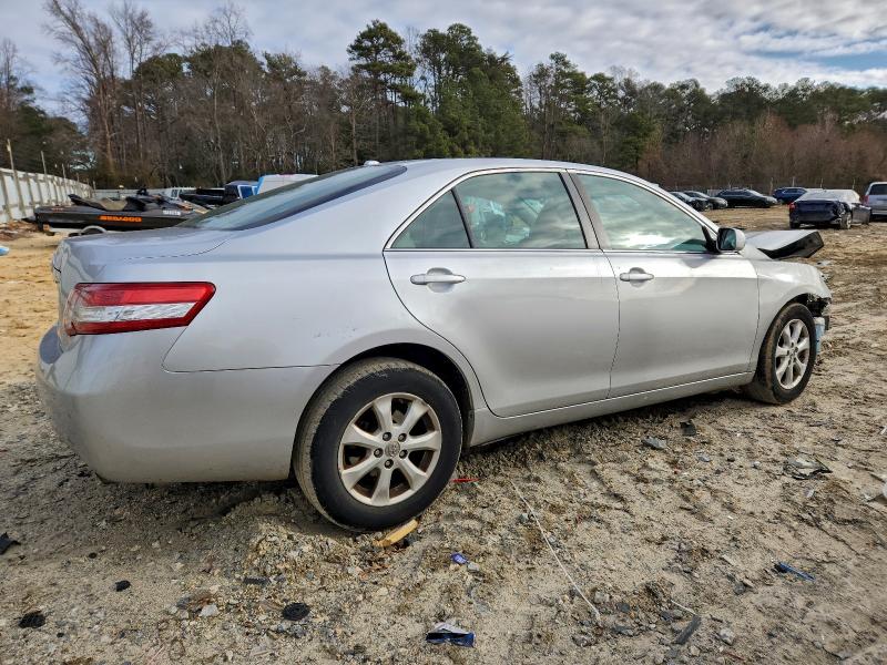 Photo 3 from auction – 2011 TOYOTA CAMRY BASE with VIN 4T1BF3EK2BU188062