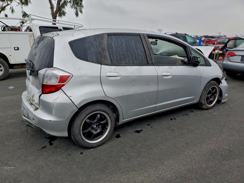 Photo 3 from auction – 2012 HONDA FIT with VIN JHMGE8H3XCC029035