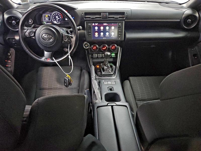 Photo 8 from auction – 2022 TOYOTA GR 86 with VIN JF1ZNBC1XN8752179