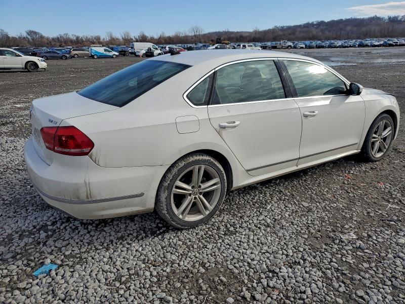 Photo 3 from auction – 2014 VOLKSWAGEN PASSAT SE with VIN 1VWBN7A3XEC036213