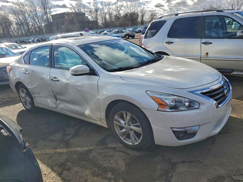 Photo 4 from auction – 2015 NISSAN ALTIMA 2.5 with VIN 1N4AL3APXFC243935