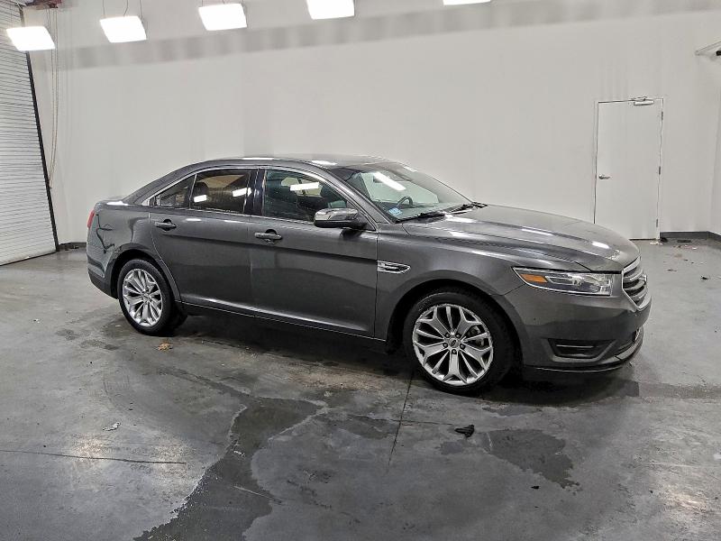 Photo 4 from auction – 2019 FORD TAURUS LIM with VIN 1FAHP2F87KG107697