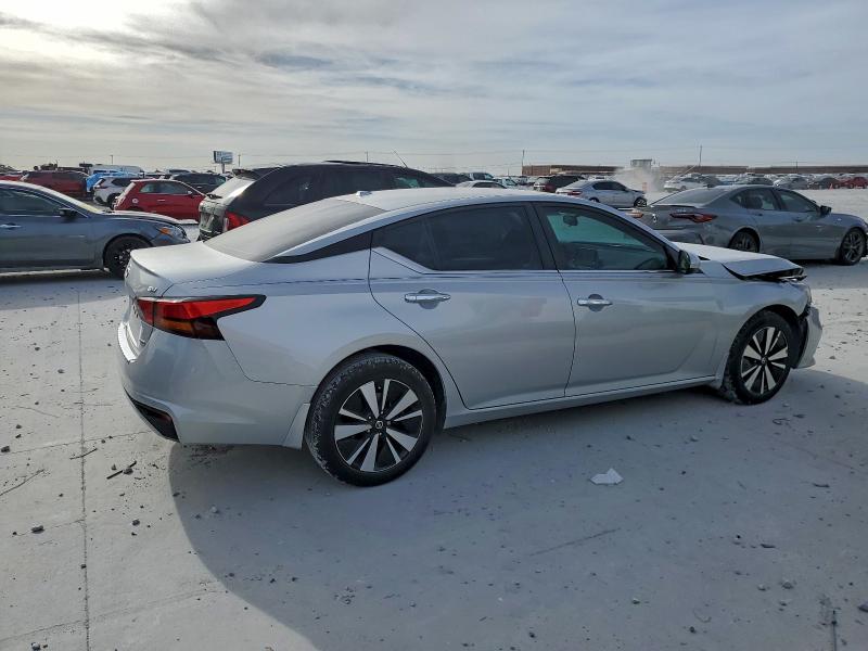 Photo 3 from auction – 2021 NISSAN ALTIMA SV with VIN 1N4BL4DW0MN353729