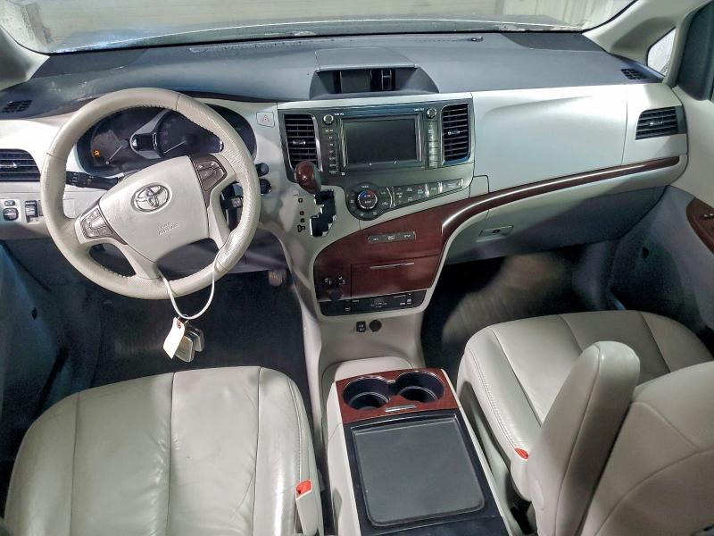 Photo 8 from auction – 2012 TOYOTA SIENNA XLE with VIN 5TDDK3DC2CS034749