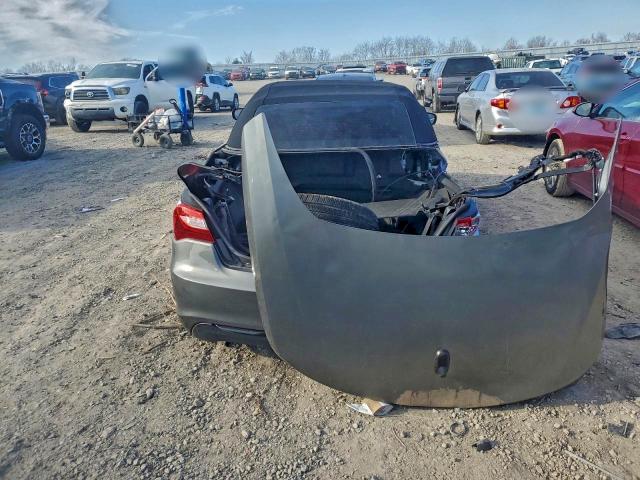 Photo 6 from auction – 2011 CHRYSLER 200 with VIN 1C3BC8EG3BN624521