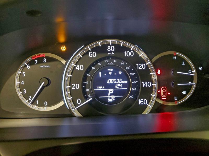 Photo 9 from auction – 2015 HONDA ACCORD with VIN 1HGCR2F89FA144209