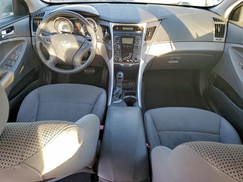 Photo 8 from auction – 2011 HYUNDAI SONATA GLS with VIN 5NPEB4AC2BH034057