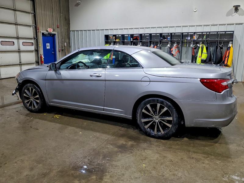 Photo 2 from auction – 2013 CHRYSLER 200 S with VIN 1C3BCBGG5DN654584