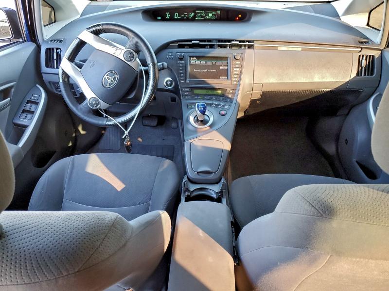 Photo 8 from auction – 2010 TOYOTA PRIUS with VIN JTDKN3DU8A0114242