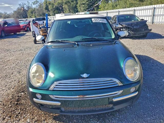 Photo 5 from auction – 2004 MINI COOPER with VIN WMWRC33414TJ53485