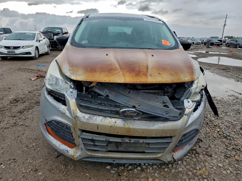 Photo 5 from auction – 2014 FORD ESCAPE S with VIN 1FMCU0F71EUC51675
