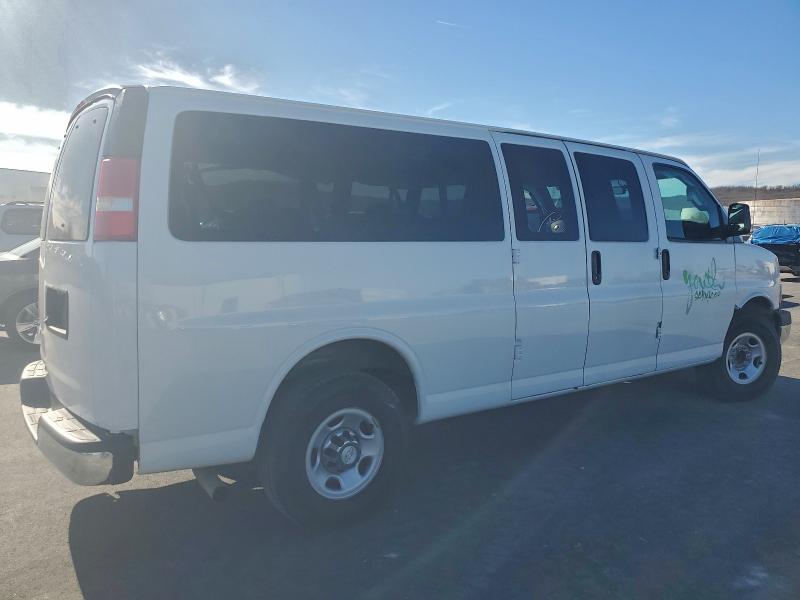 Photo 3 from auction – 2018 CHEVROLET EXPRESS G3 with VIN 1GAZGPFG2J1259187